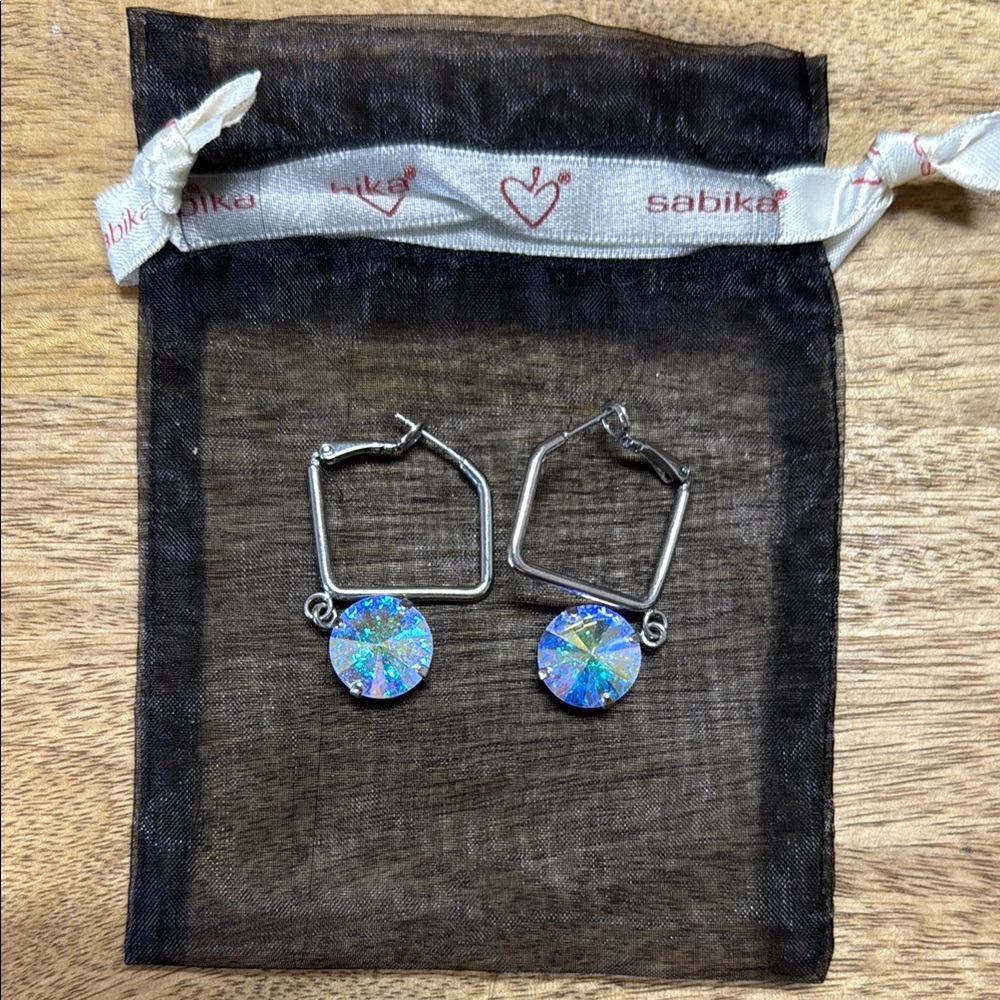 Sabika (Swarovski Crystals) dangle earring